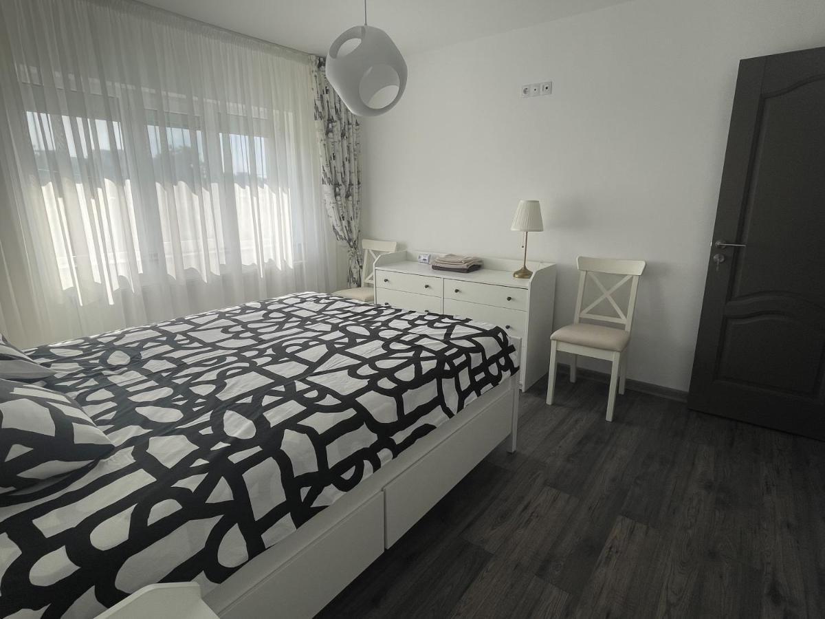 Vulcan Apartment Buzău Eksteriør bilde